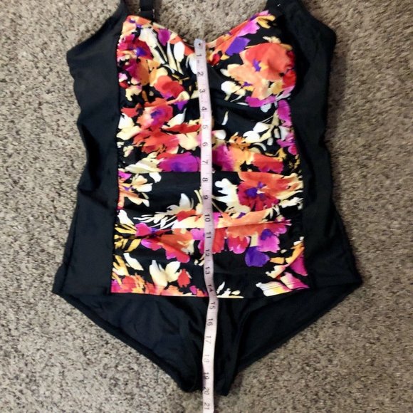 Tropical Escape Swimsuit Womens 12 Used Floral One Piece - Picture 7 of 16